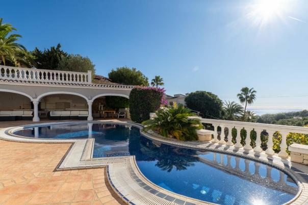 5 bed villa in Benissa