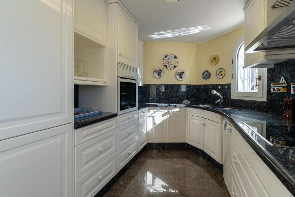 5 bed villa in Benissa