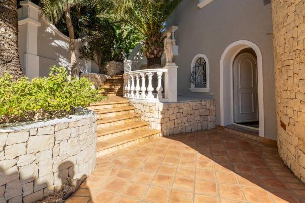 5 bed villa in Benissa