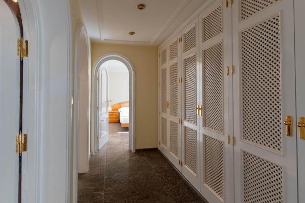 5 bed villa in Benissa