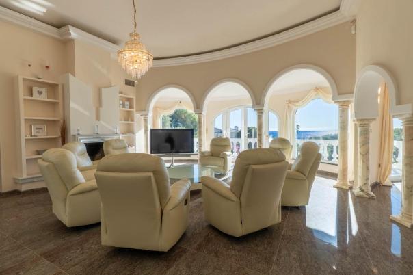 5 bed villa in Benissa