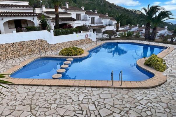 2 bed villa in Benitachell