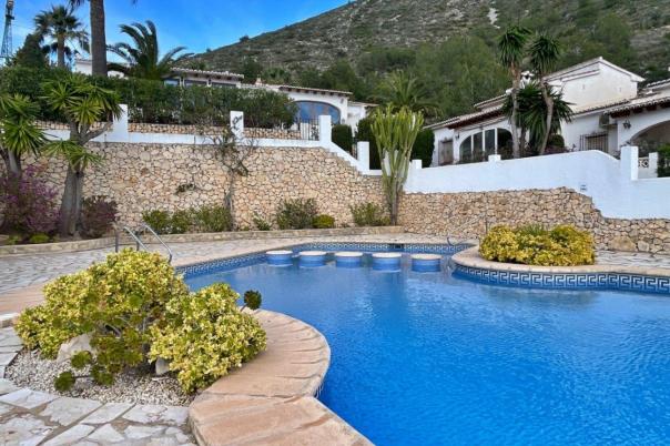 2 bed villa in Benitachell