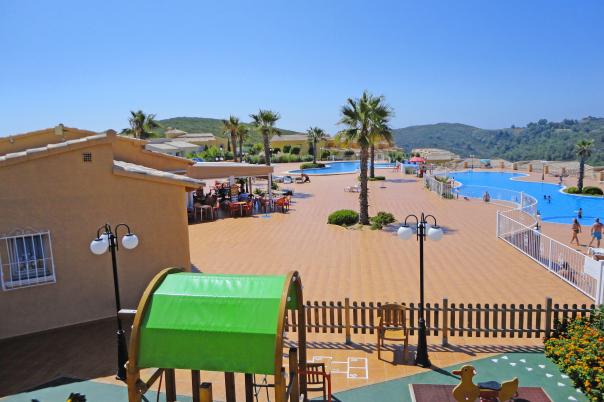 3 bed apartments - flats in Benitachell