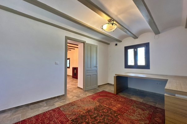 6 bed villa in Moraira