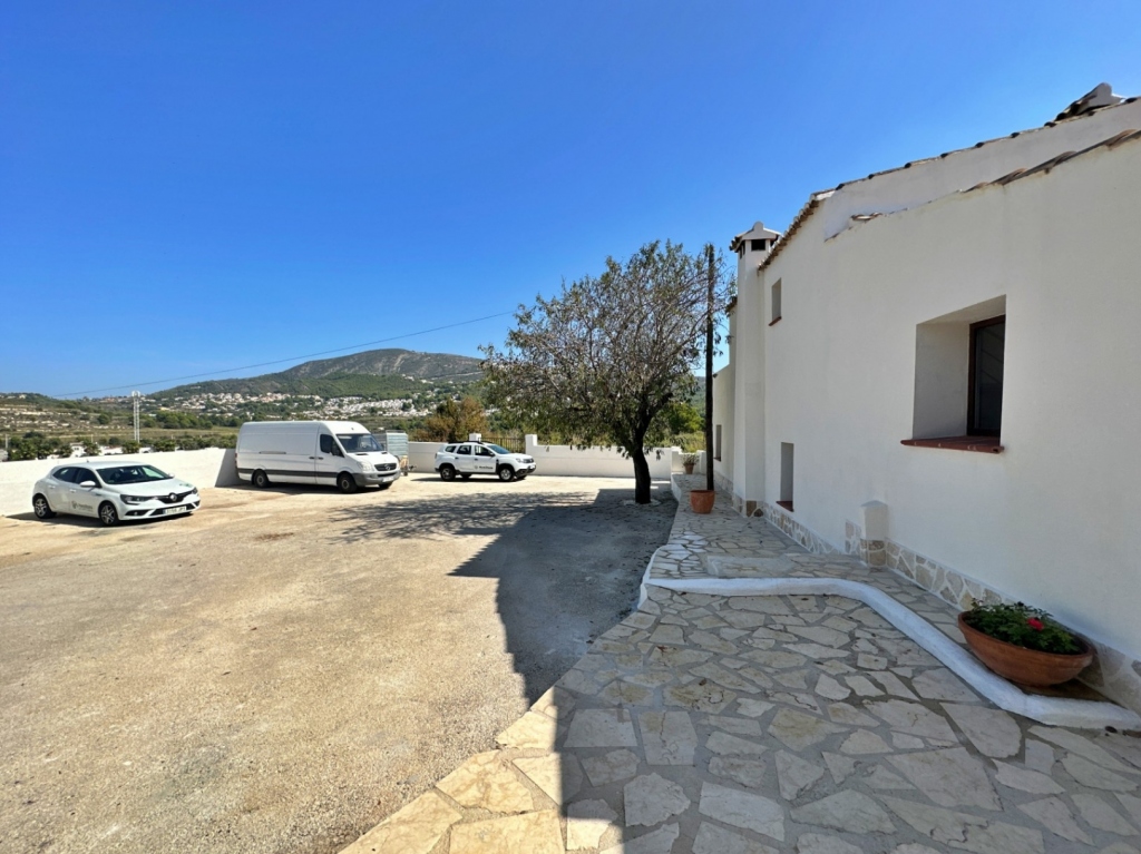 6 bed villa in Moraira