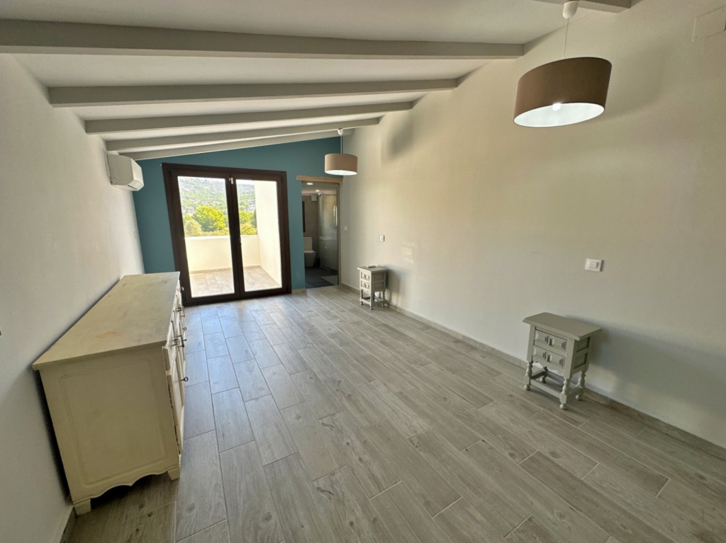 6 bed villa in Moraira