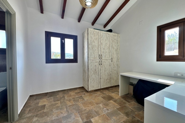 6 bed villa in Moraira