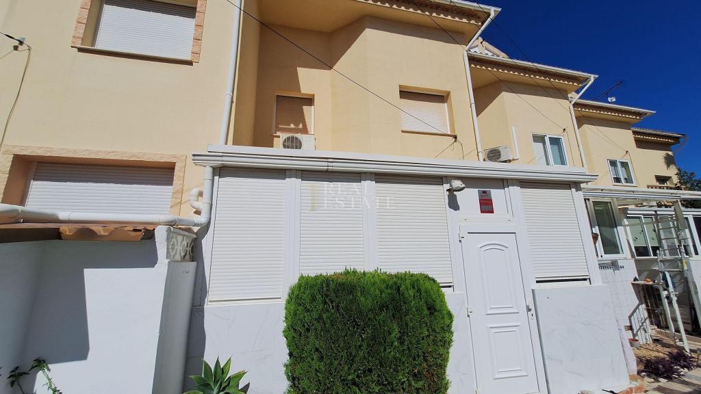 3 bed townhouse in Poblets (els)