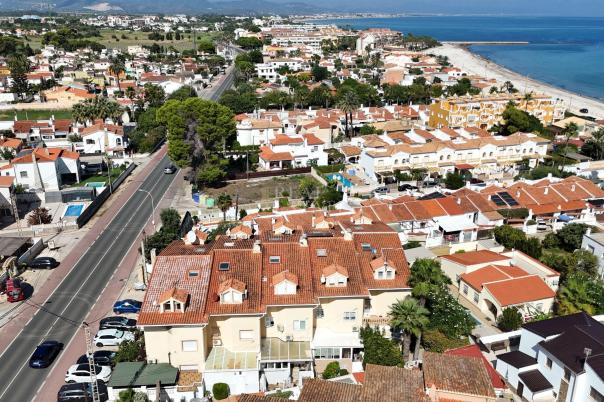 3 bed townhouse in Poblets (els)
