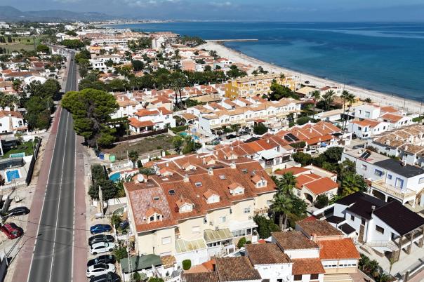3 bed townhouse in Poblets (els)