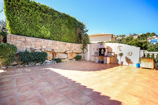 6 bed villa in Denia