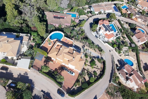 6 bed villa in Denia