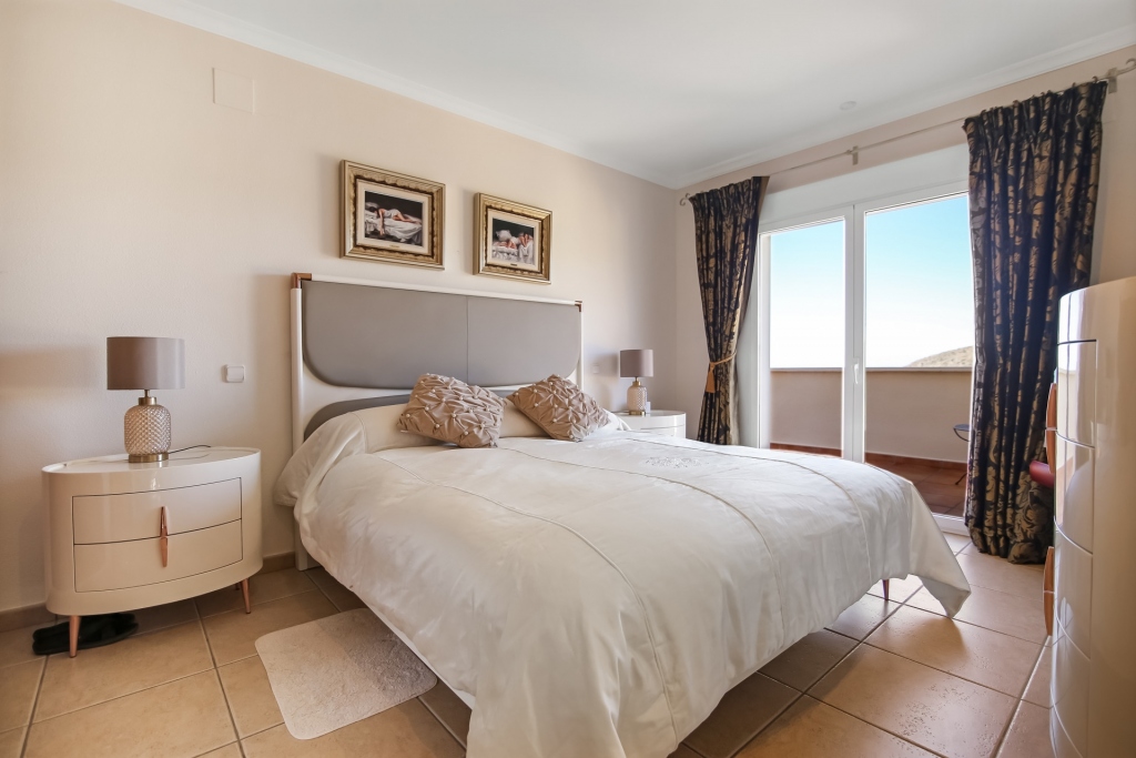 6 bed villa in Denia