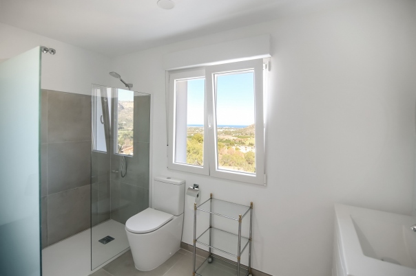 6 bed villa in Denia