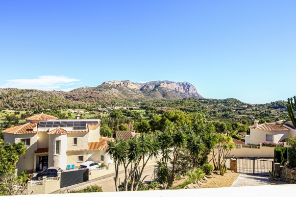 6 bed villa in Denia