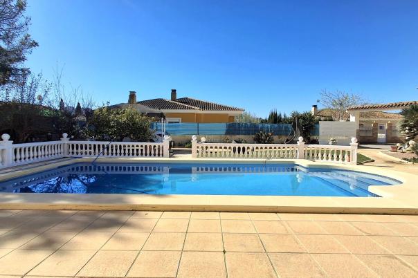 4 bed villa in Busot