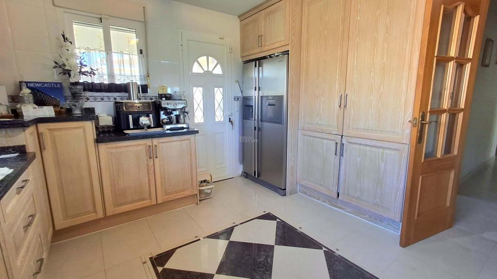 4 bed villa in Busot