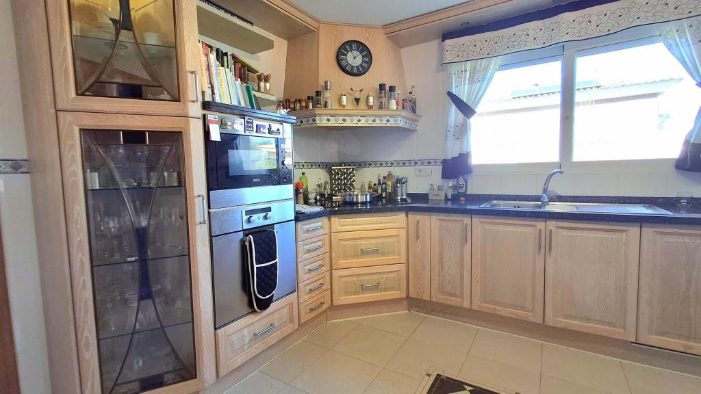 4 bed villa in Busot