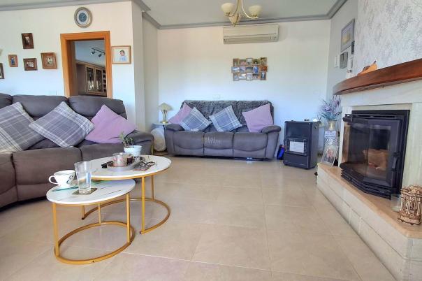 4 bed villa in Busot