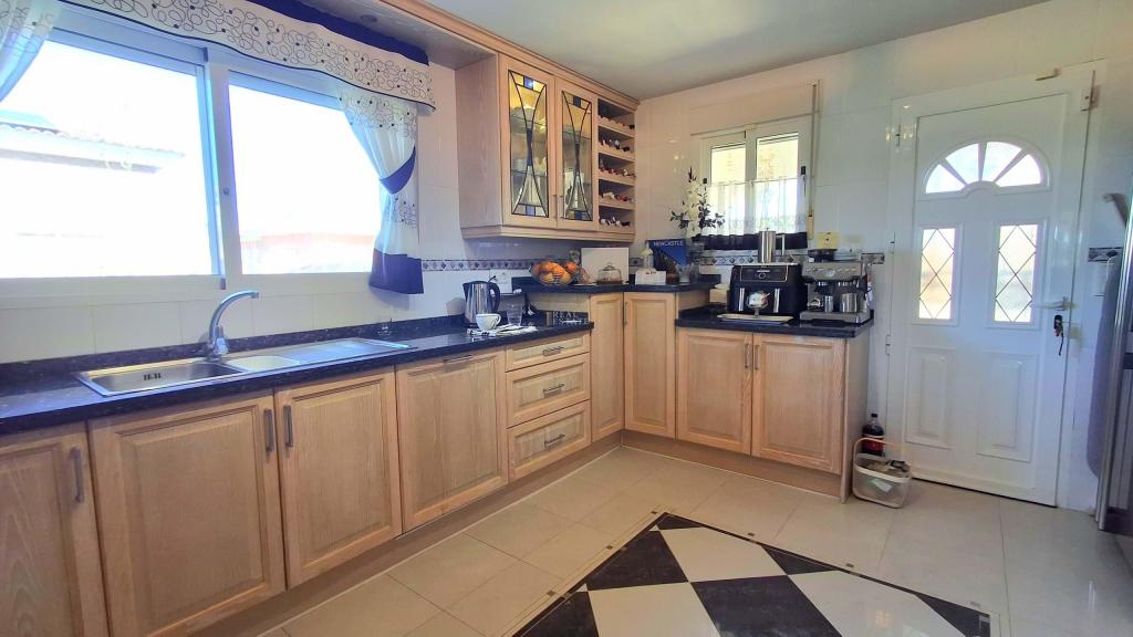 4 bed villa in Busot