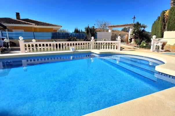 4 bed villa in Busot