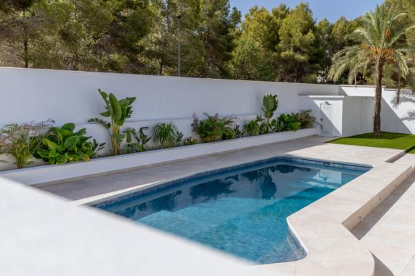 6 bed villas in Albir