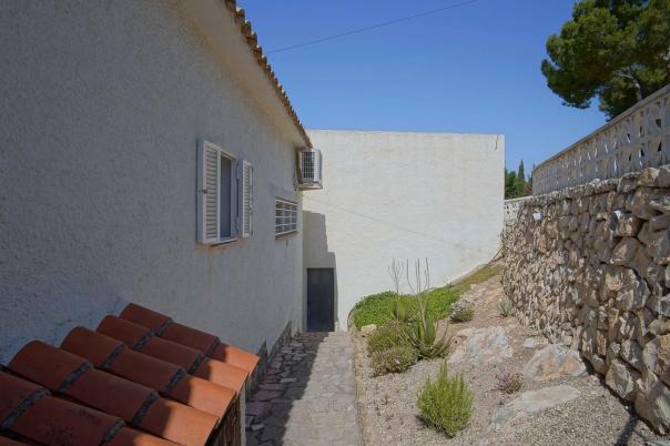 3 bed villa in Altea