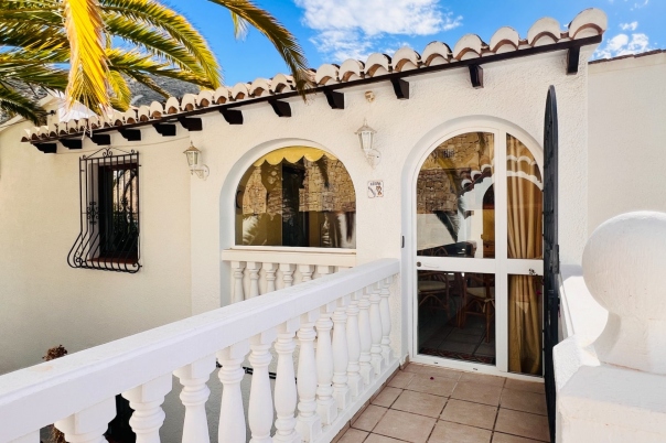 4 bed villa in Benitachell