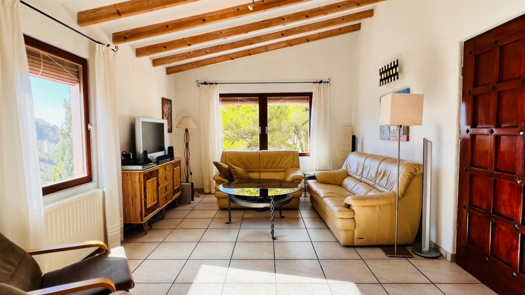 4 bed villa in Benitachell