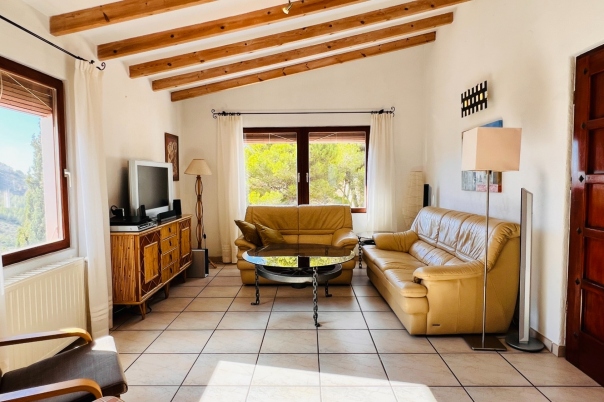 4 bed villa in Benitachell