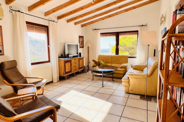 4 bed villa in Benitachell
