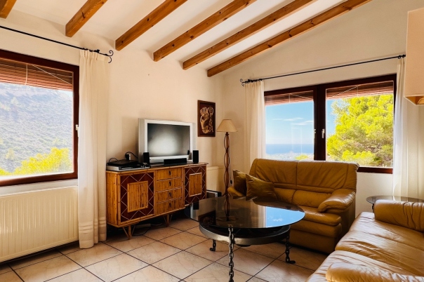 4 bed villa in Benitachell