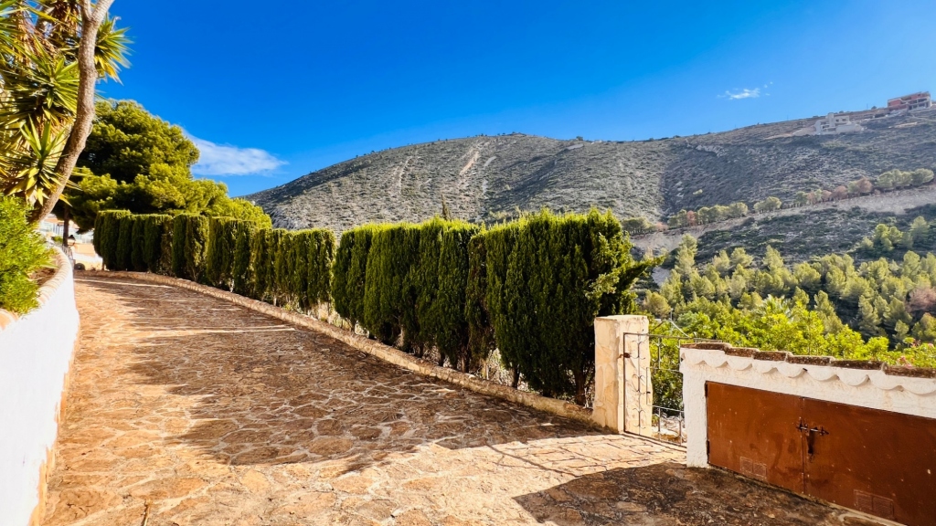 4 bed villa in Benitachell
