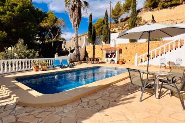 4 bed villa in Benitachell