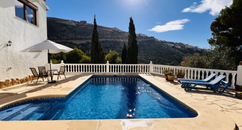 4 bed villa in Benitachell