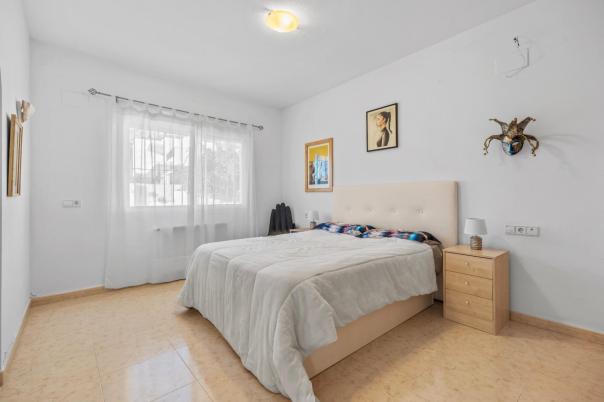 4 bed villa in Altea