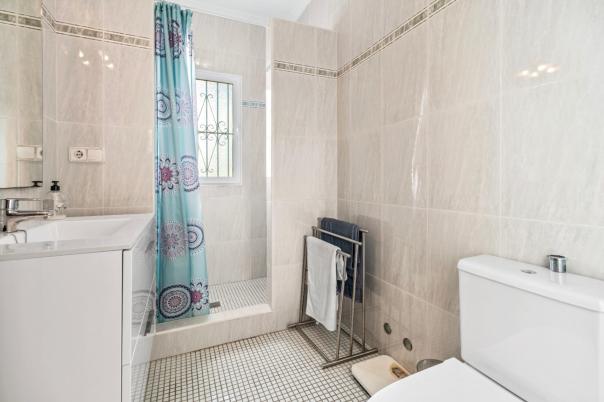 4 bed villa in Altea