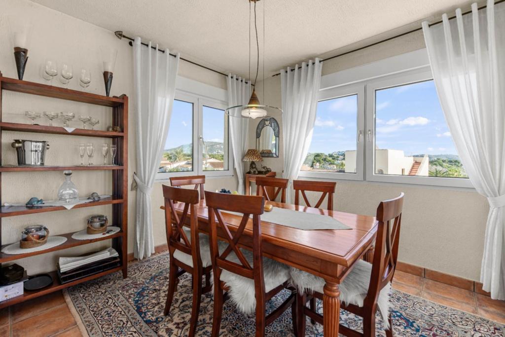 4 bed villas in Moraira