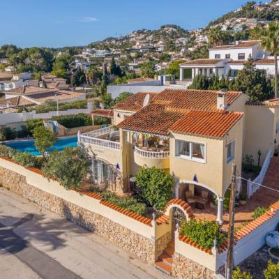 4 bed villas in Moraira