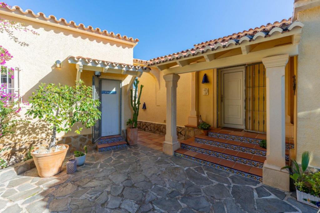 4 bed villas in Moraira
