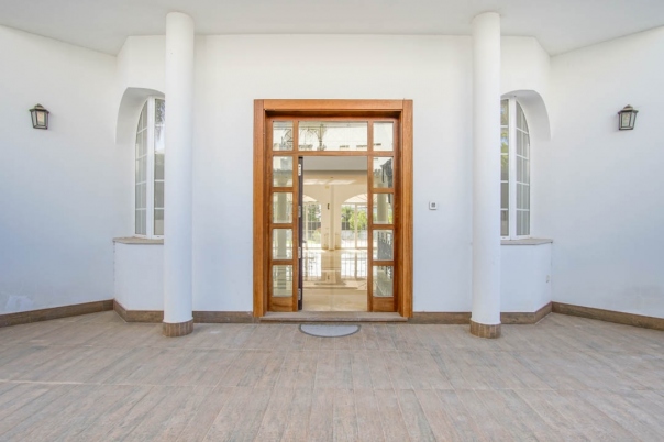 5 bed villa in Alfaz del Pi