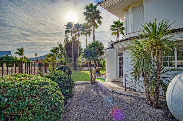 5 bed villa in Alfaz del Pi