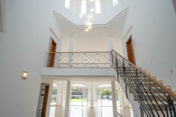 5 bed villa in Alfaz del Pi