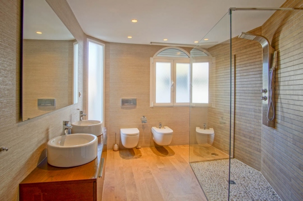 5 bed villa in Alfaz del Pi
