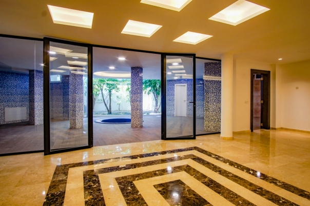 5 bed villa in Alfaz del Pi