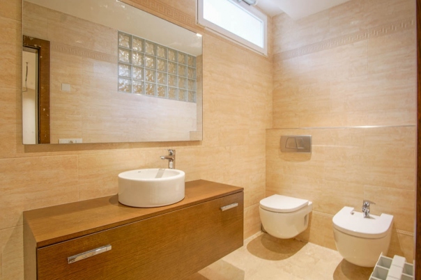5 bed villa in Alfaz del Pi