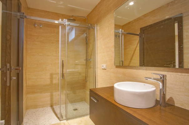 5 bed villa in Alfaz del Pi