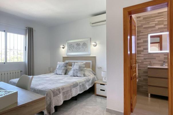 4 bed villa in Moraira