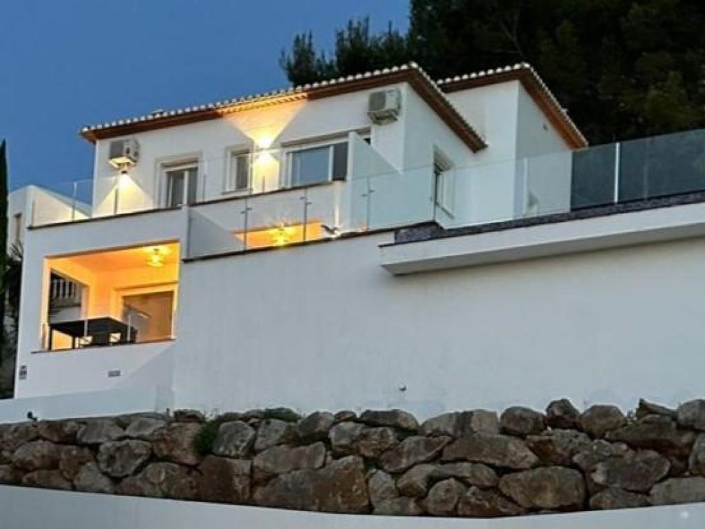 3 bed villa in Denia
